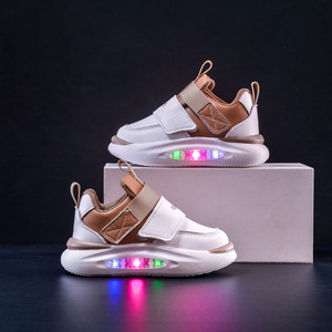 Chaussures LED pour enfants kaki et noires, baskets décontractées, chaussures lumineuses LED pour enfants, chaussures tendance pour la marche - Product Image 2