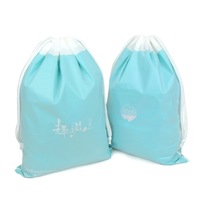 Sacs cosmétiques en CPE givré avec logo personnalisé, pochette de toilette imperméable pour le maquillage, les produits de soin de la peau et le coton