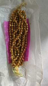 Perles en verre dorées avec finition métallique brillante, perles décoratives pour la fabrication de bijoux et la conception artisanale, emballées en boîte - Product Image 4