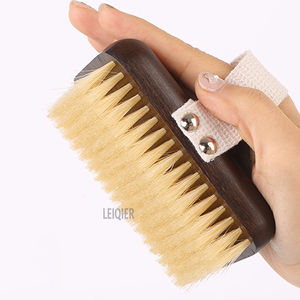 Brosse à logo personnalisé en poils de sanglier pur, brosse de bain, brosse de massage, brosse exfoliante, brosse de douche, brosse pour le corps, brosse sèche pour le corps - Product Image 4