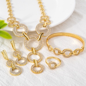 ชุดเครื่องประดับเจ้าสาวชุบทอง 14k สไตล์แฟชั่นดูไบ ต่างหูและสร้อยคอสำหรับผู้หญิง - Product Image 4