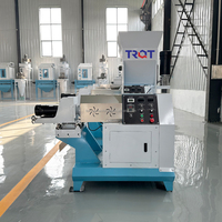 Nouvelle machine extrudeuse de granulés pour aliments secs pour animaux de compagnie et poissons, taille de granulés personnalisable, capacité de 200 kg/h pour les grains de soja