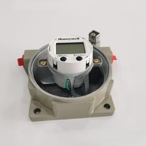 Transmisor de temperatura con protección contra rayos Honeywell compatible con OEM y ODM - Product Image 1