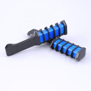 Maquillage organique et une coiffure changeante, couleur des cheveux italiens, peigne à craie - Product Image 5