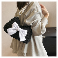 Vente en gros de nouveaux sacs à main fourre-tout blanc noir en peluche avec fourrure sacs fourre-tout pour femmes de luxe pour femmes