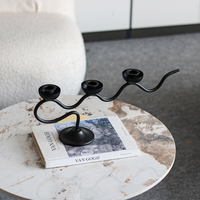 Ensemble de bougeoirs en métal gaufré à trois connectés de luxe objets décoratifs pour la maison élégants