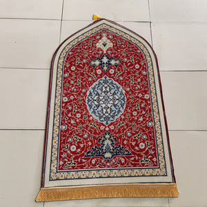 Tappeto da Preghiera in Velluto Spesso Stampato e Goffrato Antiscivolo per Pellegrinaggio in Medio Oriente, Vendita Diretta dalla Fabbrica - Product Image 5