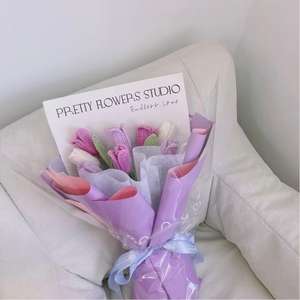 Exquisito Ramo <span class=keywords><strong>de</strong></span> Rosas <span class=keywords><strong>de</strong></span> Algodón Tejido a Mano - Arreglo Floral <span class=keywords><strong>de</strong></span> Alta Calidad, Duradero, Romántico y Soñador para el Día <span class=keywords><strong>de</strong></span> Acción <span class=keywords><strong>de</strong></span> Gracias - Product Image 4