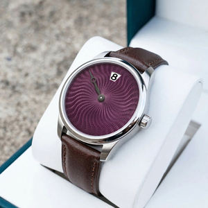 Reloj de pulsera mecánico de lujo de alta gama para hombre, con movimiento automático, diseño retro con esfera guilloché morada, personalizable. - Product Image 1