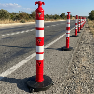 Poste de Advertencia de Tráfico Rojo con 4 Elementos Reflectantes, 120 x 11 cm, Material de PE Plástico con Peso para Seguridad Vial - Product Image 3