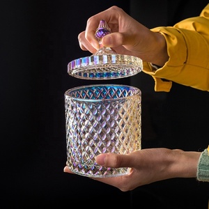 Vuoto geo taglio di cristallo di natale di <span class=keywords><strong>vetro</strong></span> della caramella candela vaso di supporto con coperchio e scatole di imballaggio alla rinfusa - Product Image 1