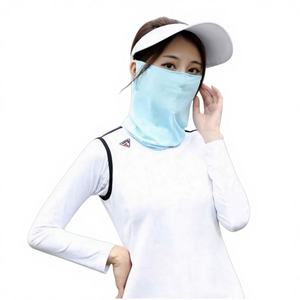Mascarilla Protectora para Cuello y Rostro Master UPF 50+ para Golf y Deportes, Protección UV para Hombres y Mujeres, Tejido Duradero de Secado Rápido, Modelo USA 823 - Product Image 1