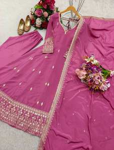 Nouvelle robe d'été prêt-à-porter ethnique indienne Crep Gown avec Dupatta Heavy Micro Silk Style pakistanais pour une tenue de fête entièrement cousue - Product Image 6