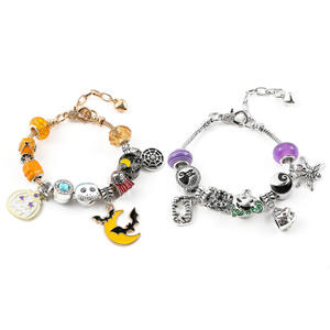 Nueva Pulsera de Dijes de Halloween de Aleación con Diseño de Calabaza Fantasma, a la Moda, Personalizable, para Regalo de Halloween, Envío Inmediato, Venta al por Mayor 2025 - Product Image 3