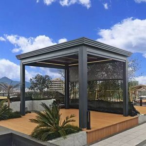 Pergola motorisée sur mesure, système de toiture de patio en aluminium imperméable pour l'extérieur, avec éclairage LED et capteurs de pluie - Product Image 1