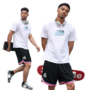 เสื้อผ้ากีฬาผู้ชาย พิมพ์โลโก้ได้ ผลิตจากโพลีเอสเตอร์และสแปนเด็กซ์ เสื้อฟิตเนส เสื้อยืดออกกำลังกาย แห้งเร็ว เสื้อผ้าสำหรับออกกำลังกายในยิม - Product Image 4