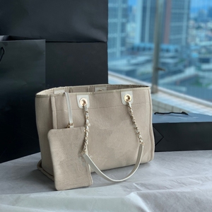 Sacs fourre-tout en toile de luxe pour femmes en gros, sacs à main de haute qualité à grande capacité, sacs de créateur de couleur unie ouverts pour tous les jours - Product Image 2