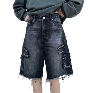 กางเกงยีนส์ขาสั้นสไตล์วินเทจ Y2K แต่งลายปักแบบดิสเทรส ขอบดิบ ทรงหลวม สตรีทแวร์ ล้างสีแบบแอซิดวอช สำหรับผู้ชาย - Product Image 2