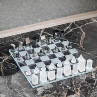 Échiquier en cristal minimaliste moderne, pièce décorative haut de gamme pour la décoration intérieure