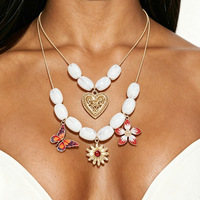 Collier ras du cou vintage exagéré en résine perlée, pendentif cœur, fleur, papillon, multi-couches, collier statement