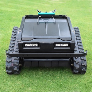 Cortadora de Césped Robusta con Control Remoto para Pendientes Pronunciadas, Cortadora de Césped RC 4x4 con Certificación CE para Terrenos Montañosos en Eslovenia - Product Image 6