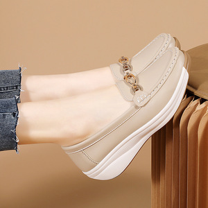 <span class=keywords><strong>Chaussures</strong></span> décontractées en cuir véritable à semelle épaisse pour femme, style 2026, légères et antidérapantes, type mocassins - Product Image 4