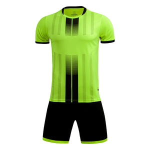 Футбольная форма с логотипом - Product Image 1