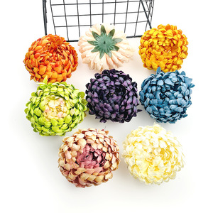 Tête de chrysanthème artificielle de 12 cm de diamètre, fleurs réalistes superposées pour la décoration intérieure, accessoires de photographie de mariage - Product Image 1