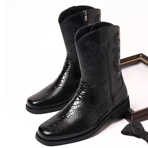 Bottes mi-mollet polyvalentes en polyuréthane pour hommes, style britannique, tendance et décontractées, nouvelle collection automne, de créateur de luxe, pour le marché international - Product Image 5