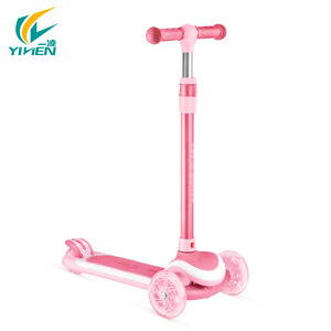 Trottinette pour tout-petits à 3 roues YILIEN 2026, nouveau design, lumières <span class=keywords><strong>LED</strong></span> multicolores sur le plateau et les roues, trottinette pour enfants avec Bluetooth - Product Image 1