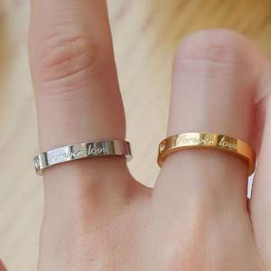 Bague en acier inoxydable rétro cool Foever Lovefashion pour hommes et femmes - Product Image 1