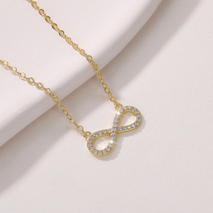 Collana con ciondolo a cuore con nodo dell'infinito e zirconi per donna, elegante catena a clavicola, gioielli alla moda - Product Image 3