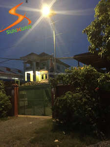 <span class=keywords><strong>ไฟ</strong></span><span class=keywords><strong>ถนน</strong></span>พลังงานแสงอาทิตย์แบบ LED 3000K สีขาวอบอุ่น200W <span class=keywords><strong>300W</strong></span> 400W แบบครบวงจรกำลังการผลิตสูง - Product Image 2