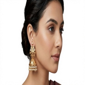 Encantadores Pendientes Chapados en Oro con Aspecto de Piedra de la Mejor Calidad, para Uso Tradicional en Fiestas, Bodas y Eventos - Product Image 2