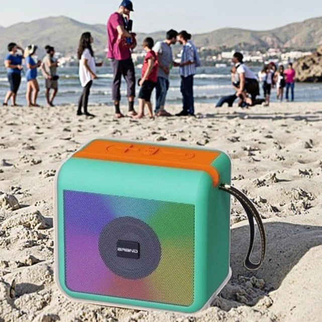 Portable Plastic Speaker with Single Color LED Lights for V5.0 50-100W Output Easy Carry Strap Indoor/Outdoor Use