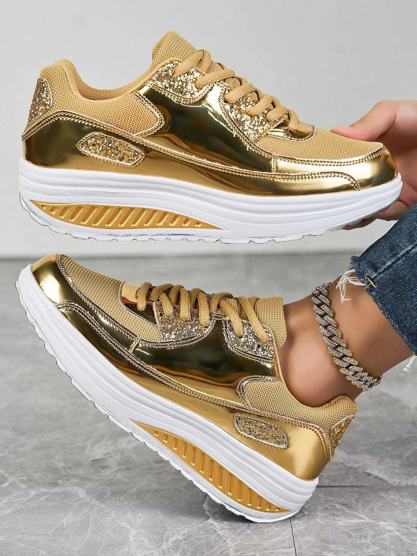 สีเหลือง