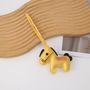 <span class=keywords><strong>Porte</strong></span>-clés transfrontalier en cuir PU avec pendentif poney Pégase à <span class=keywords><strong>pompon</strong></span>, articles décoratifs pour voiture - Product Image 2