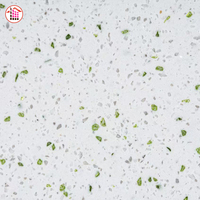 Comptoir de cuisine en terrazzo personnalisé, couleur de base blanche, îlot en pierre technique pour la maison et les restaurants