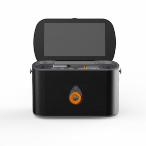 Design convivial 2 microphones sans fil Effets d'égalisation réglables Puissant système de karaoké portable 160W pour les amateurs de karaoké - Product Image 3