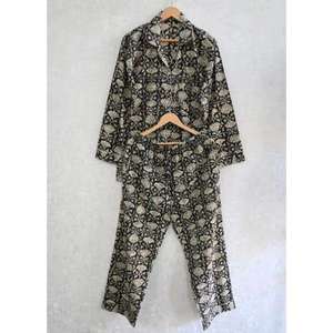 Conjunto de Pijama de Algodón Estampado para Mujer, Ropa de Dormir Suave, Ligera y Transpirable, Ajuste Cómodo, Ropa Casual para Estar en Casa - Product Image 3