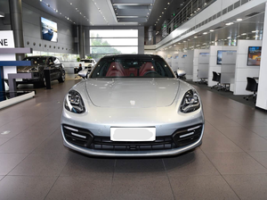 Berline hybride rechargeable haut de gamme <span class=keywords><strong>Panamera</strong></span> - Product Image 2