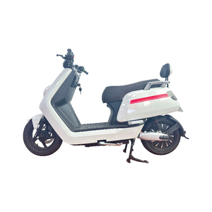 Moto Elettrica da Corsa ad Alta Velocità Urban Attack 72V2000W con Batteria Intercambiabile, Freno a Disco, Certificata EEC COC per Adulti - Product Image 1