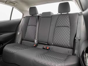 Venta Especial: Autos Usados Toyota Allion 2023 2.0L CVT Sedán Compacto, Autos Baratos en Venta - Product Image 6