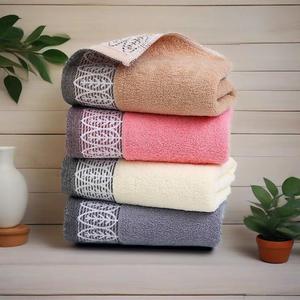 Serviettes de bain en pur coton 35x75cm, couleur unie, jacquard brodé, usage domestique, lot de 3 - Product Image 1