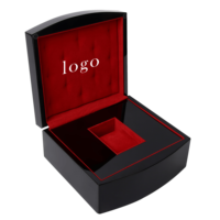 Boîte cadeau pour montre avec logo personnalisé, noir brillant, rectangulaire, doublure en velours rouge, gaufrage, laminage mat, impression quadricolore, UV