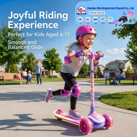 Trottinette A9 pour enfants avec guidon lumineux, roues clignotantes, réglage de la hauteur sur quatre niveaux pour les enfants jusqu'à 12 ans