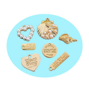 Charmes en forme de coquillage, de <span class=keywords><strong>piano</strong></span>, de cœur, de peinture colorée en spray, en alliage, pour collier, porte-clés, bracelet, artisanat - Product Image 1