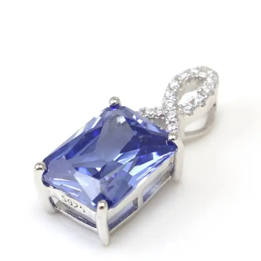 Hecha a mano púrpura tanzanita piedra preciosa Cz impresionante 925 plata esterlina colgante collares joyería