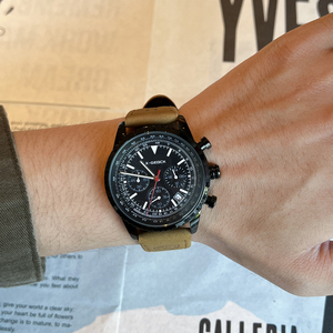 Retro Men's Waterproof High-End Simulated Leather Strap Ultra-thin Quartz <b>Watch</b> - Product Image 5