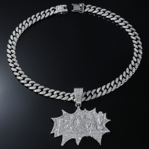 สร้อยคอจี้ตัวอักษรเรขาคณิตดีไซน์เรียบง่ายไม่ซ้ำใคร ขายดี สไตล์ฮิปฮอปเท่ๆ สำหรับผู้ชาย เครื่องประดับแฟชั่น ขายส่ง - Product Image 4